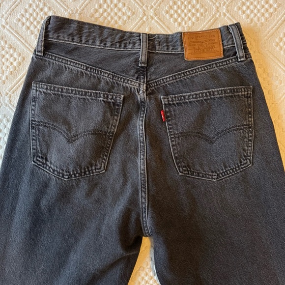 Premium Levis Levi's 70s High Flare Jeans in faded black, Size 28 - Picture 14 of 16